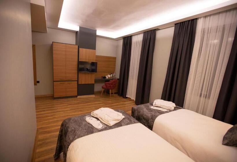 اتاق لوکس, Divares Luxury