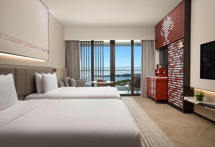 带海景的标准房, Hualuxe Hotels And Resorts Sanya Yalong Bay Resort, An Ihg