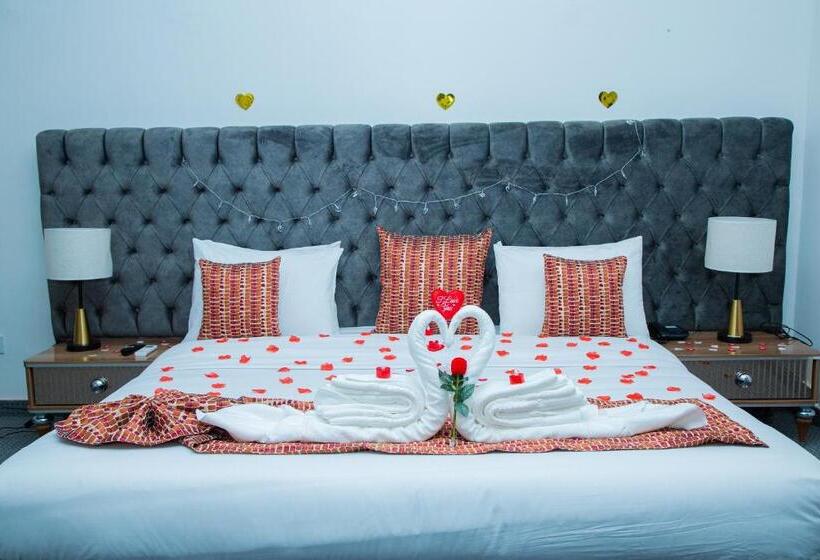 سوییت سوپریور, Hôtel Résidence Khadija