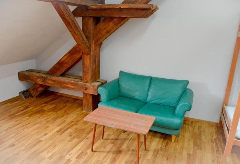 اتاق خانوادگی, Depot 195  Hostel Winterthur