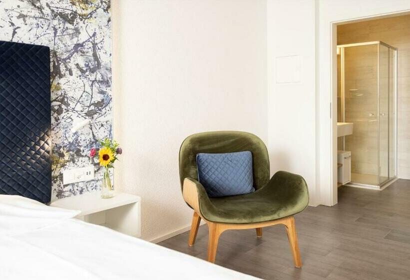 Номер Стандарт с Балконом, Tailormade Hotel IDEA Spreitenbach