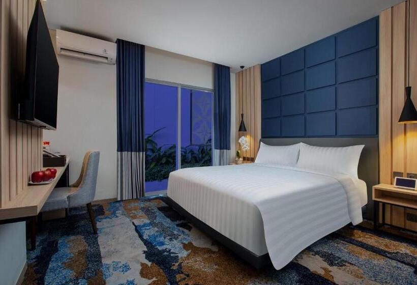 Номер Deluxe, Aston Pekalongan Syariah Hotel & Conference Center