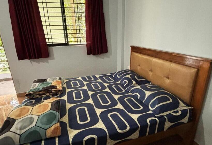 Номер Стандарт, Sri Swarna Darvi Lodge Horanadu
