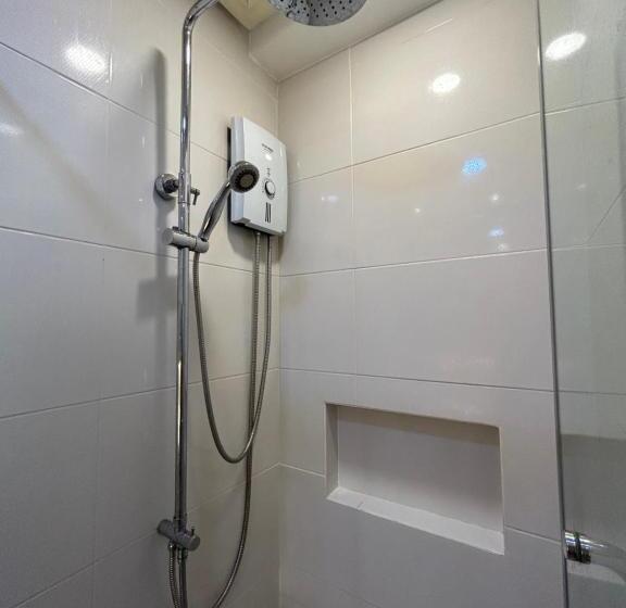 디럭스 스튜디오, Trees Residences Staycation 1br/2br