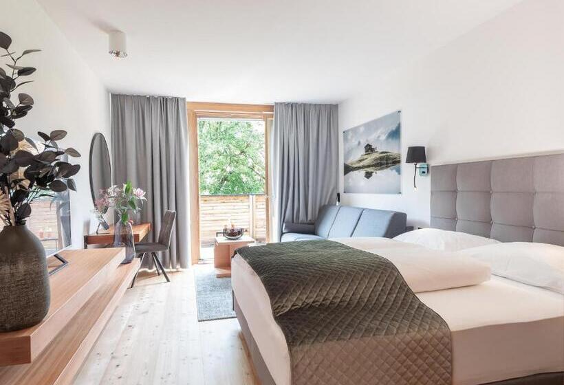 Номер Deluxe с Балконом, Belmonte Tirol   Boutique