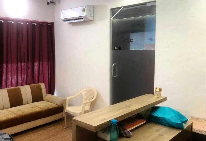 اتاق استاندارد, Oyo Hotel Ibis Rooms