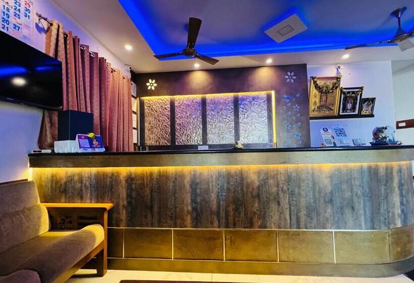 Номер Deluxe, Raja Residency