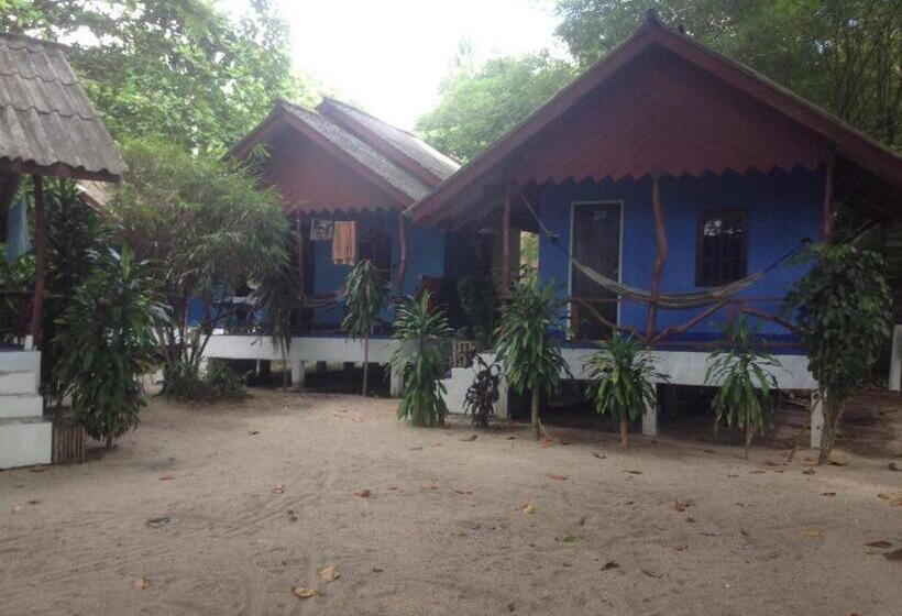 Quarto Quadruple Standart Vista Jardim, Two Rocks Bungalows