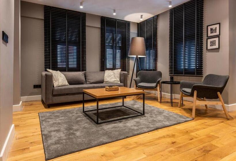 Люкс Повышенной Комфортности, Bguest Pera Suites