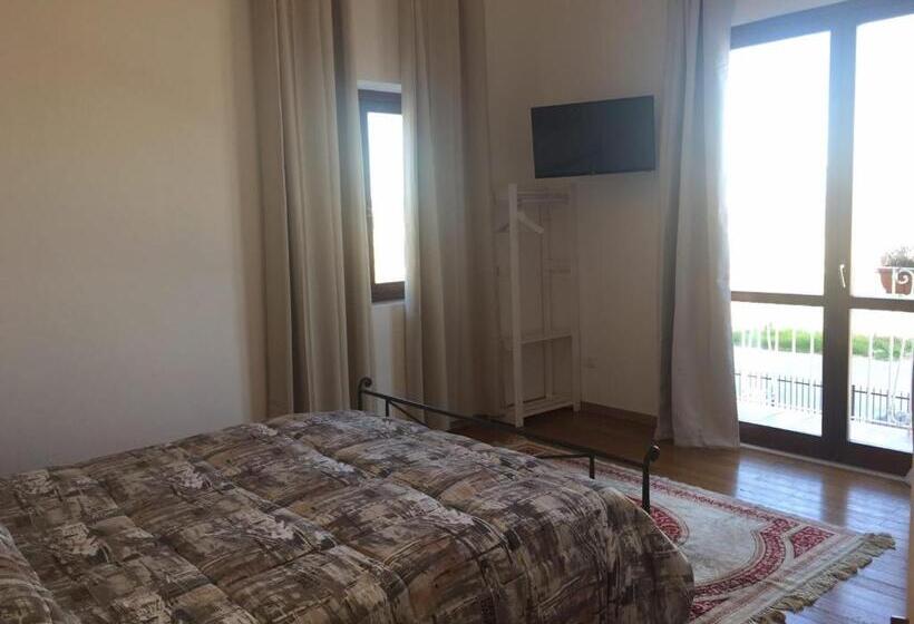 Номер Стандарт Трехместный, B&b Villa Angela Via Della Bonifica 17