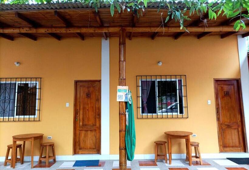 اتاق استاندارد سه نفره, La Casa De Lili