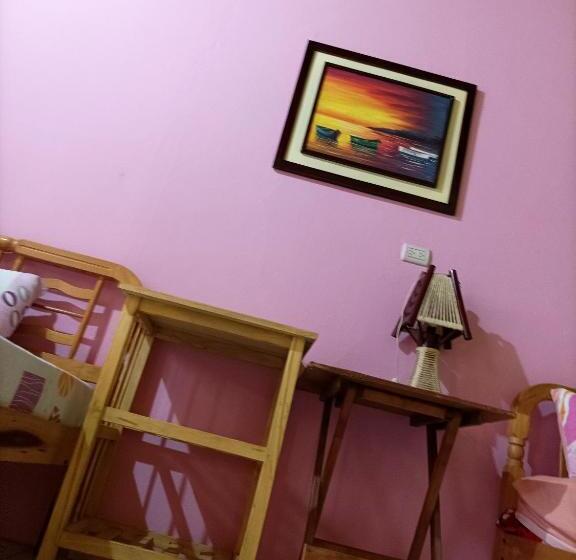 اتاق استاندارد سه نفره, La Casa De Lili