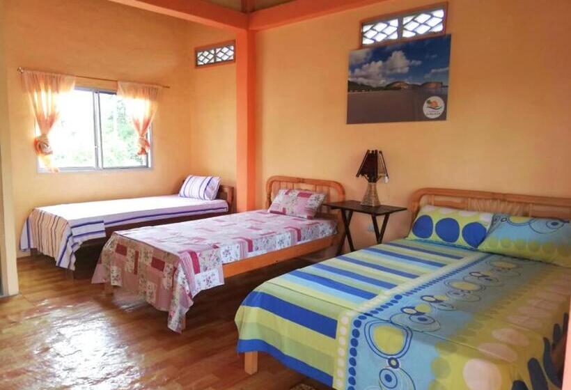 اتاق استاندارد چهار تخته, La Casa De Lili