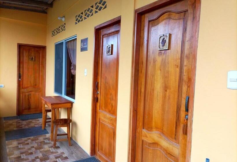 اتاق استاندارد چهار تخته, La Casa De Lili