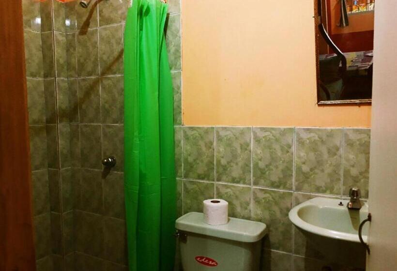 اتاق خانوادگی, La Casa De Lili
