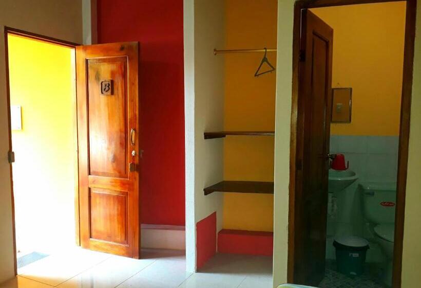 اتاق استاندارد یک نفره, La Casa De Lili