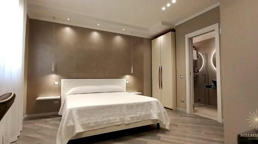 Номер Deluxe, Bellatmosfera
