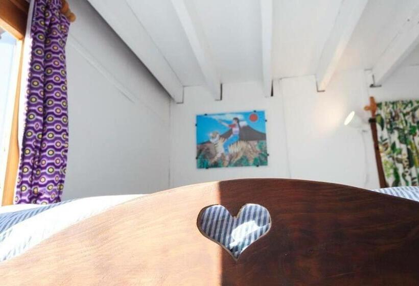 اتاق استاندارد با بالکن و چشم‌انداز دریا, Eco House Via Verde