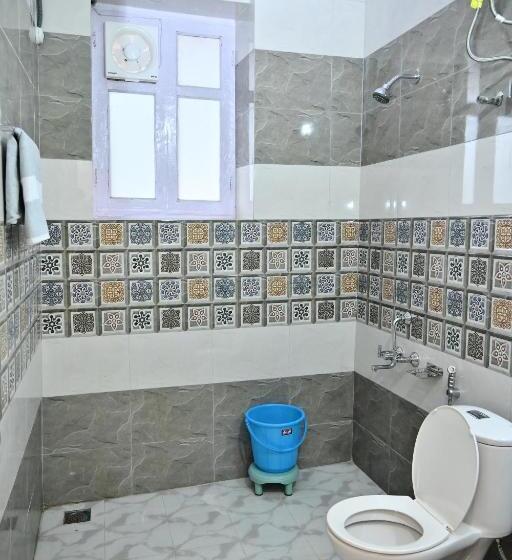 اتاق استاندارد با چشم‌انداز کوهستان, Oakswood B&b