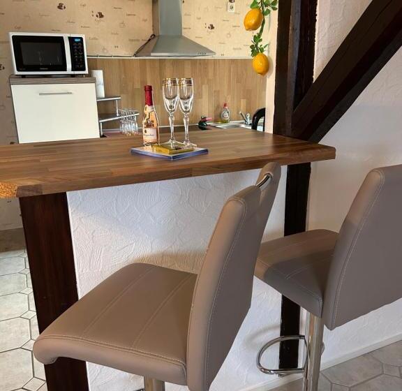 Апартаменты 1 Спальня, Pension Hotel Leinefelde Am Bahnhof