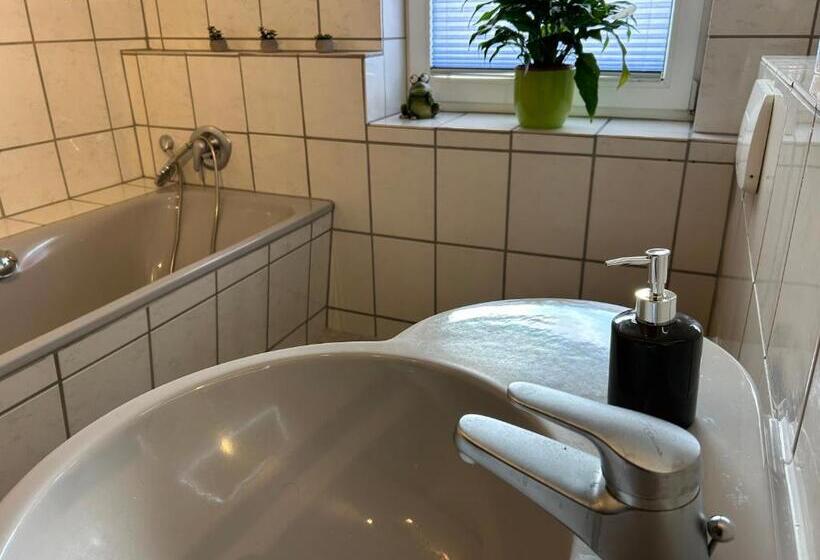 Апартаменты 1 Спальня, Pension Hotel Leinefelde Am Bahnhof