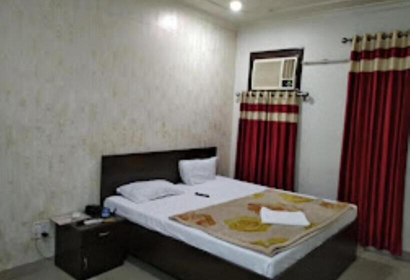 Номер Superior, Shelter Inn,chhatarpur