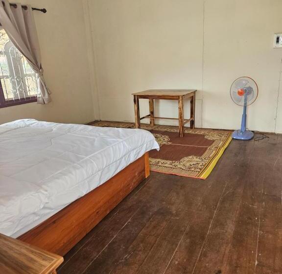 اتاق استاندارد با تخت بزرگ, Kai Lions International Hostel Paksong