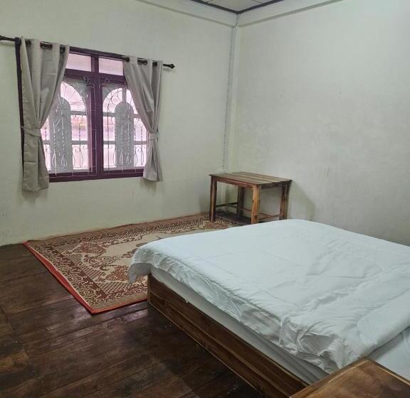 اتاق استاندارد با تخت بزرگ, Kai Lions International Hostel Paksong