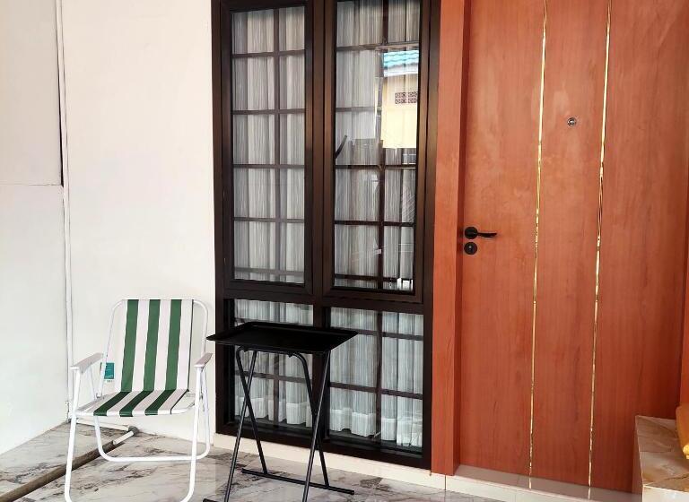 Номер Deluxe, Nginapdipadang, Parkit House, Near Universitas Negeri Padang, 10mins Padang Beach