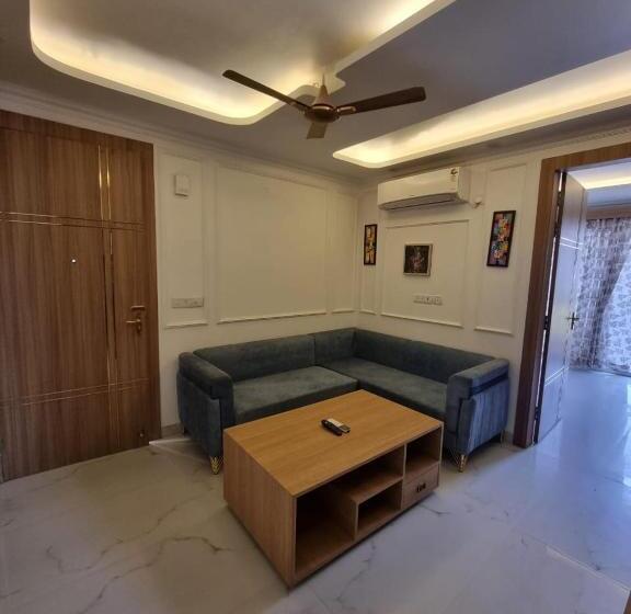 آپارتمان 1 خوابه با بالکن, 518 Anandam Clubhouse