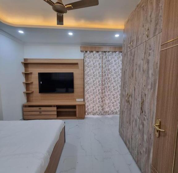 آپارتمان لوکس 1 خوابه, 518 Anandam Clubhouse