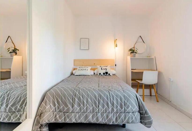 חדר סטנדרט חדר אמבטיה משותף, Dialezholidays   Coliving Los Principes