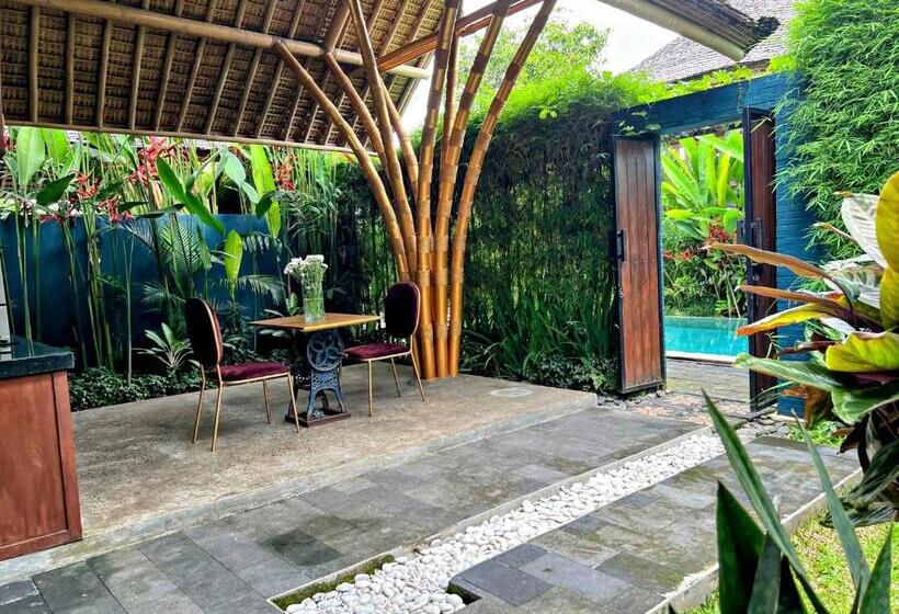 Номер Deluxe, Joyously Raw Villas