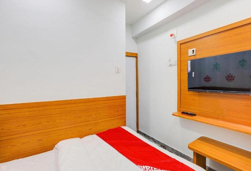 اتاق کلاسیک سه تخته, Oyo Hotel Green City