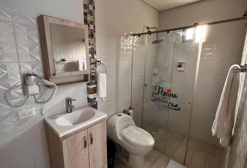Трехместный Номер Стандарт Вид на Бассейн, Piscina Sarita Club Boutique
