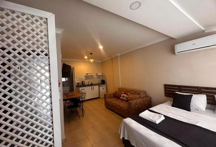 استودیو استاندارد با تخت کینگ, Narinn Holiday Apartments 3