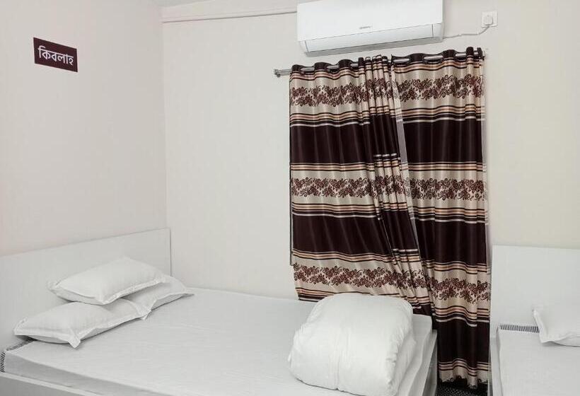 اتاق ساده سه‌ نفره, In Need   Near To The Us France Italy Saudi Embassy And Airport
