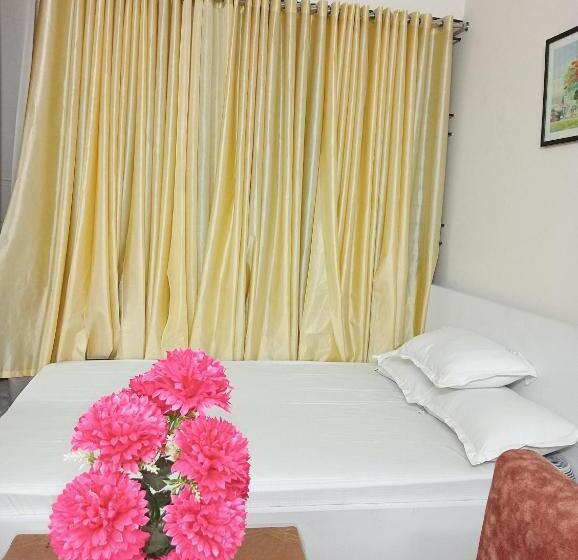 اتاق سوپریور سه تخته, In Need   Near To The Us France Italy Saudi Embassy And Airport