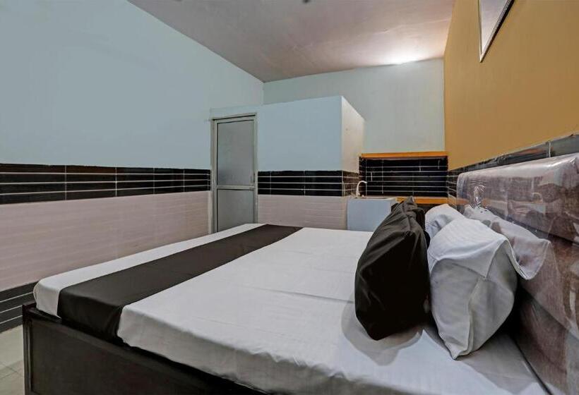 Quarto Triplo Clássico, Moon Star Residency