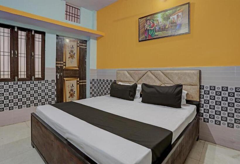 Quarto Triplo Clássico, Moon Star Residency