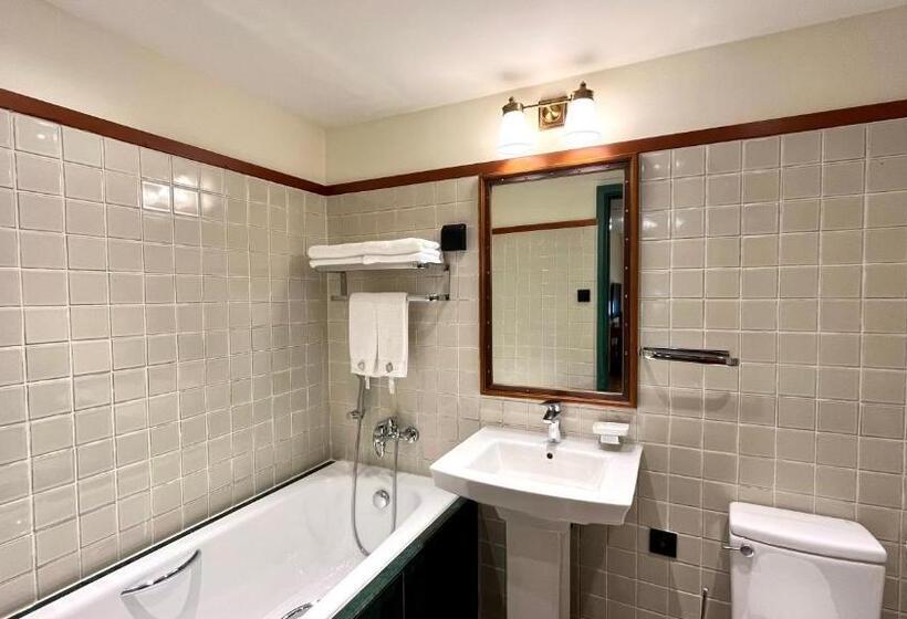 3침실 스위트, Ski And Suites At Thaiwoo Resort 逅雪套房民宿