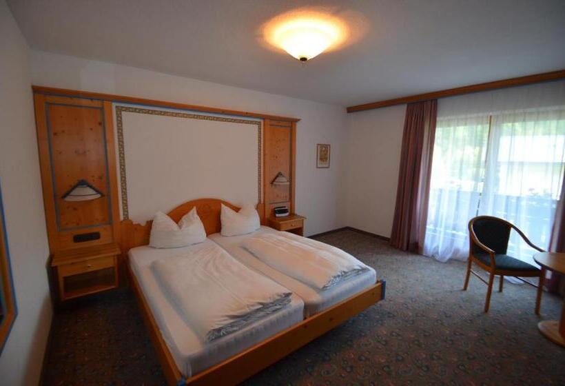 标准间带阳台, Alpenhotel Widderstein