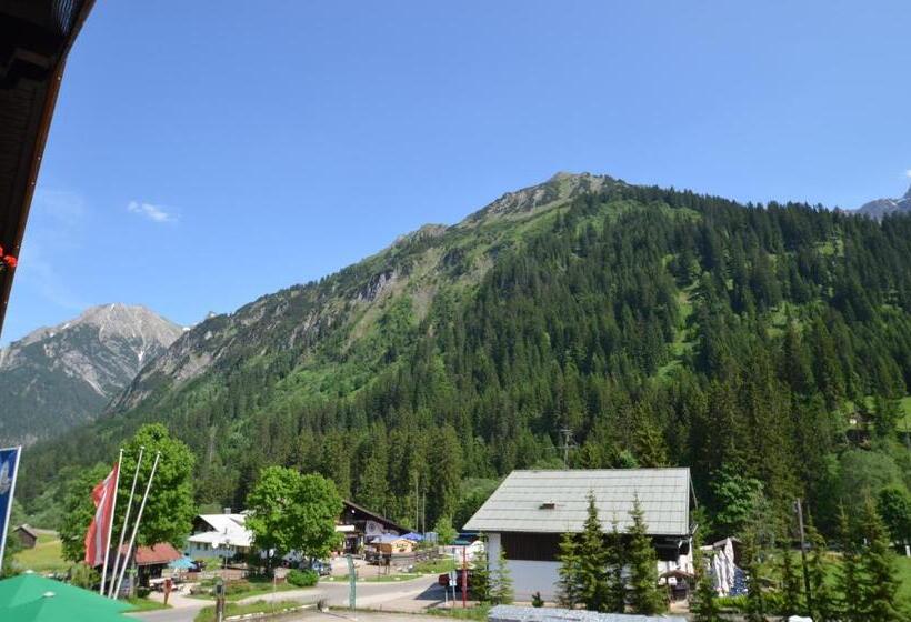 带阳台的三人标准间, Alpenhotel Widderstein
