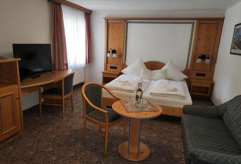 家庭间, Alpenhotel Widderstein