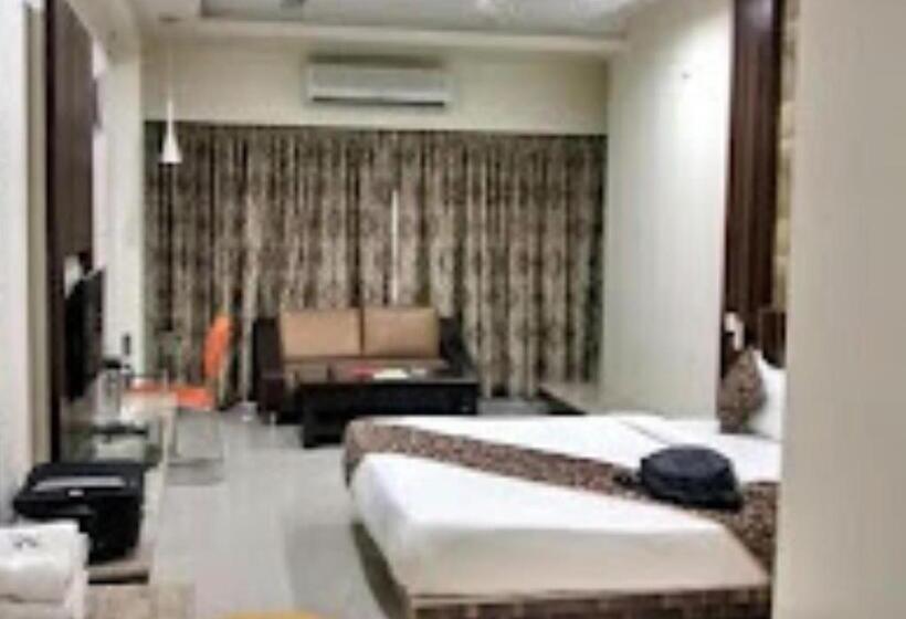 豪华房间, New Regal Palace Jalgaon