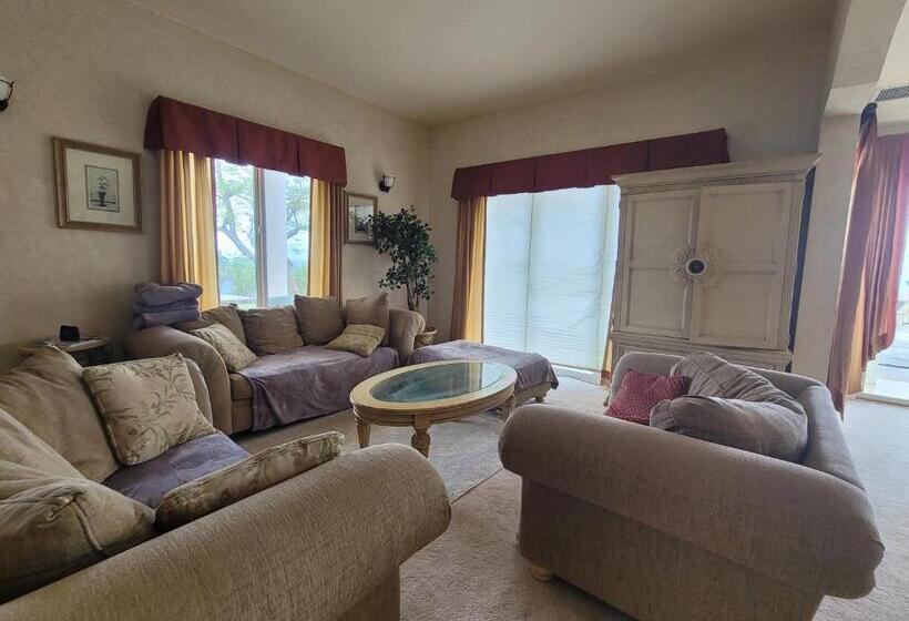 اتاق استاندارد با تراس, Guam Theo House