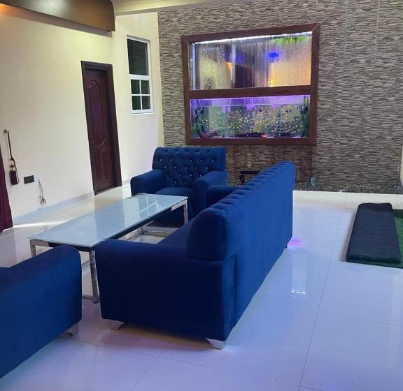 스탠다드 룸, Royal Residence Malabe