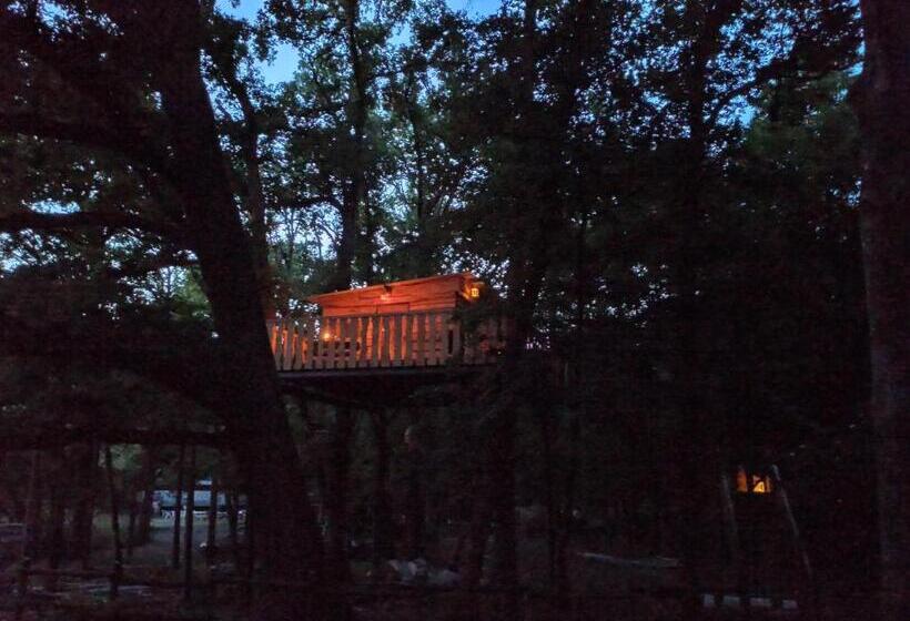 Номер Стандарт, Cabane Perchée Chez Yahmz