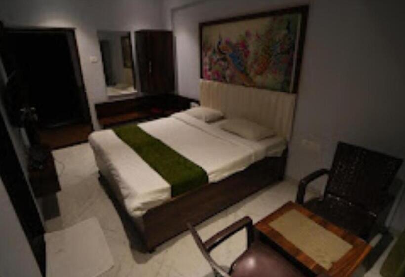 Номер Deluxe Кровать Кинг, Modi Samrat Aurangabad