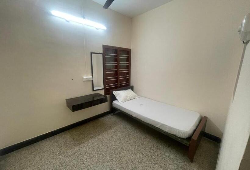 اتاق استاندارد یک نفره, Sj Grand